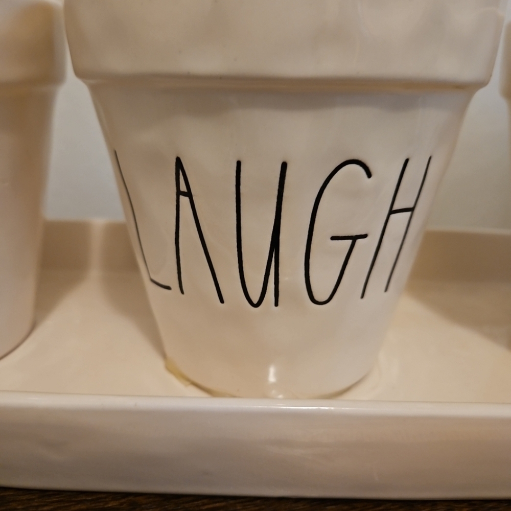 Rae Dunn 3 Piece Planter Set with Tray